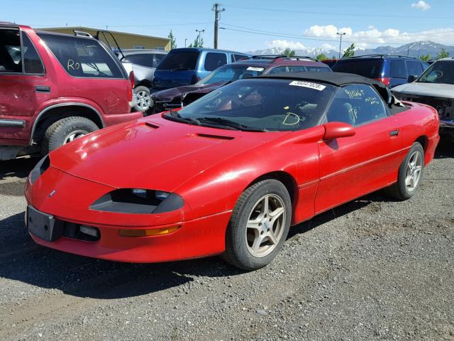 2G1FP32K7V2155360 - 1997 CHEVROLET CAMARO BAS RED photo 2