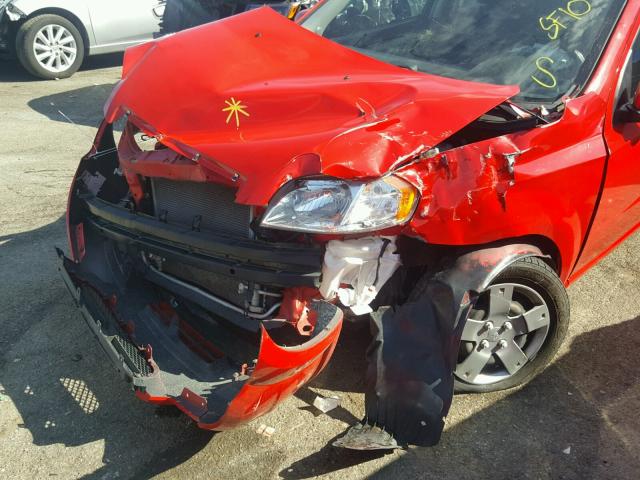 KL1TD5DE8AB100946 - 2010 CHEVROLET AVEO LS RED photo 9