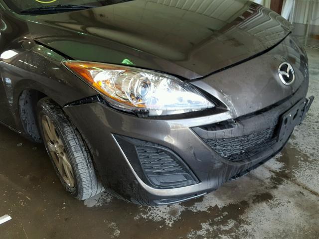 JM1BL1SF0A1331227 - 2010 MAZDA 3 I GRAY photo 9