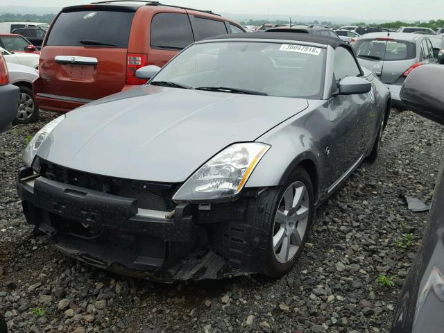 JN1AZ36A14T002505 - 2004 NISSAN 350Z ROADS GRAY photo 2