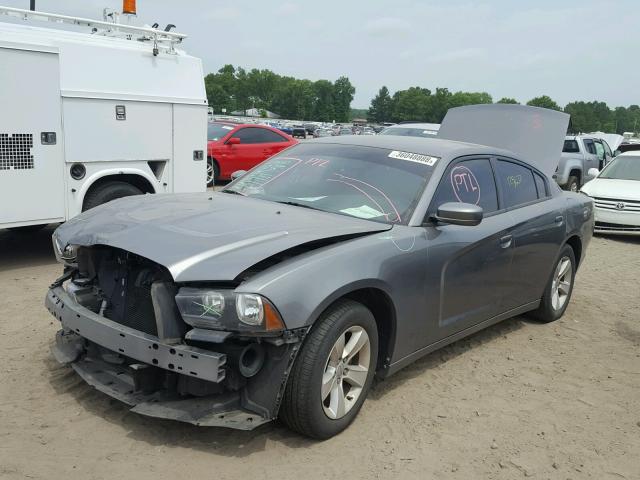 2B3CL3CG6BH543271 - 2011 DODGE CHARGER GRAY photo 2