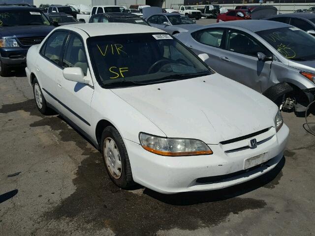 JHMCG5649YC000040 - 2000 HONDA ACCORD WHITE photo 1