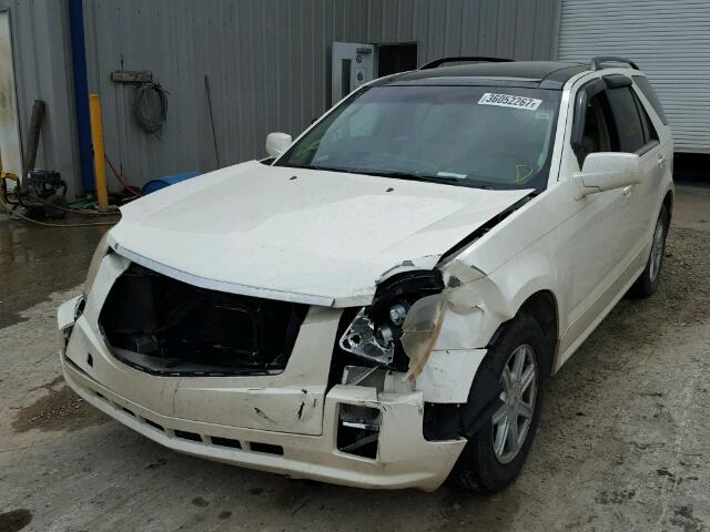 1GYEE637340171053 - 2004 CADILLAC SRX WHITE photo 2