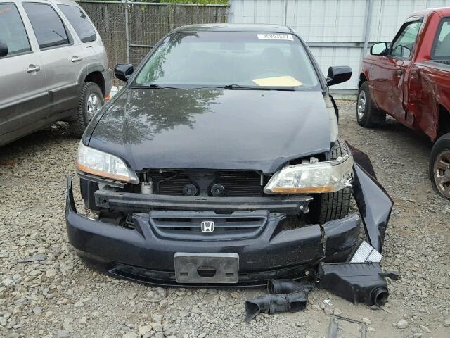 1HGCG2252YA042240 - 2000 HONDA ACCORD EX BLACK photo 9