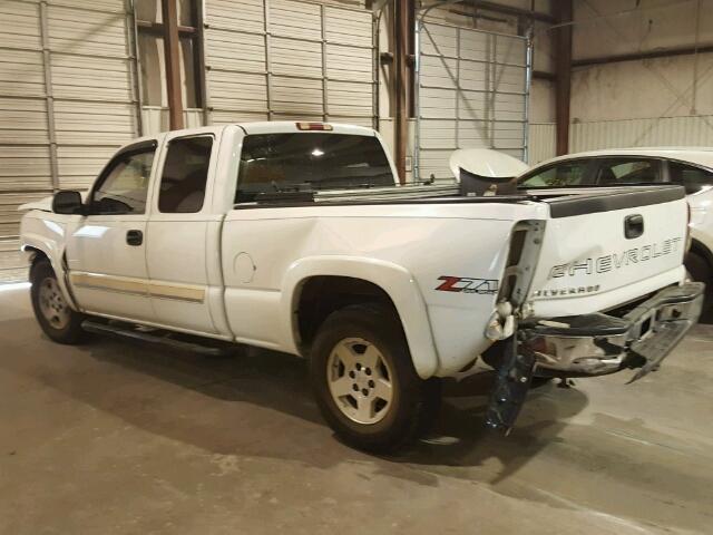 2GCEK19Z371100101 - 2007 CHEVROLET SILVERADO WHITE photo 3