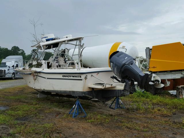 NTLCR172F404 - 2004 GRAD BOAT WHITE photo 3