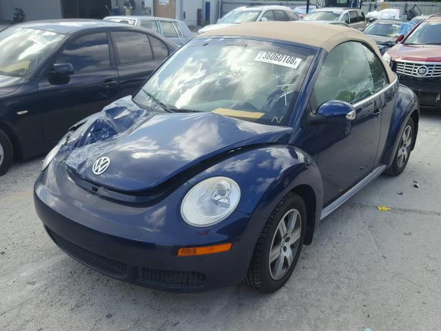 3VWPF31Y06M330243 - 2006 VOLKSWAGEN NEW BEETLE 蓝色 照片 2