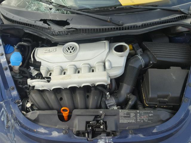 3VWPF31Y06M330243 - 2006 VOLKSWAGEN NEW BEETLE 蓝色 照片 7