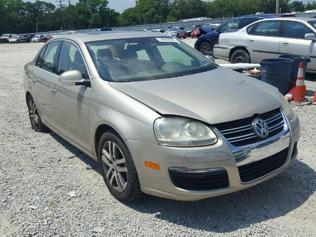 3VWSF71K35M613487 - 2005 VOLKSWAGEN NEW JETTA BEIGE photo 1