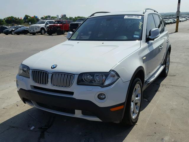 WBXPC9C49AWJ38758 - 2010 BMW X3 XDRIVE3 WHITE photo 2