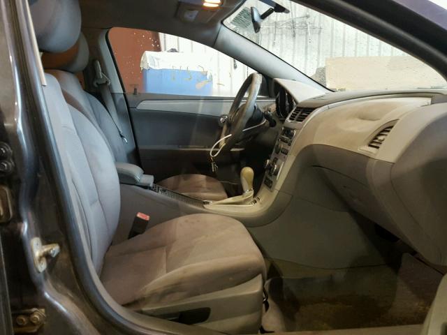 1G1ZC5E06A4127701 - 2010 CHEVROLET MALIBU 1LT 灰色 照片 5