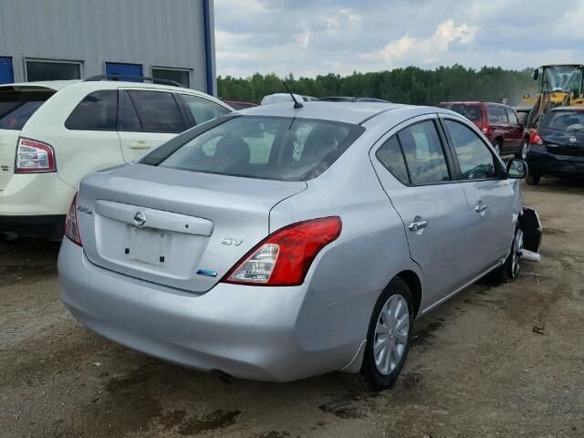 3N1CN7AP4CL909324 - 2012 NISSAN VERSA SILVER photo 4