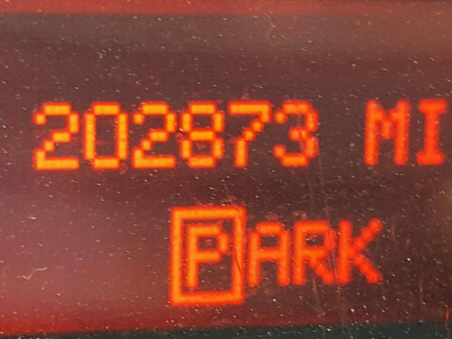 2G2WP522151256939 - 2005 PONTIAC GRAND PRIX SILVER photo 8