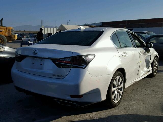 JTHBA1BL4GA002274 - 2016 LEXUS GS 200T WHITE photo 4