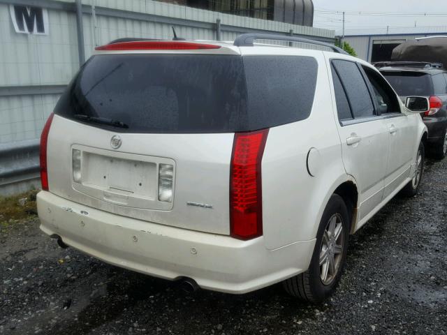 1GYEE637X50179927 - 2005 CADILLAC SRX WHITE photo 4