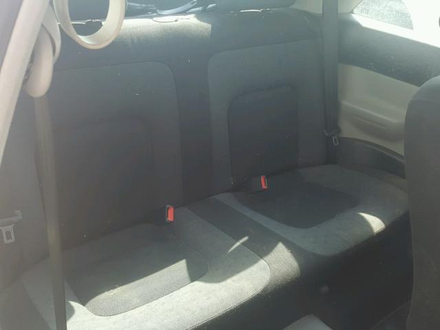 3VWBA21C6XM414074 - 1999 VOLKSWAGEN NEW BEETLE შავი ფოტო 6