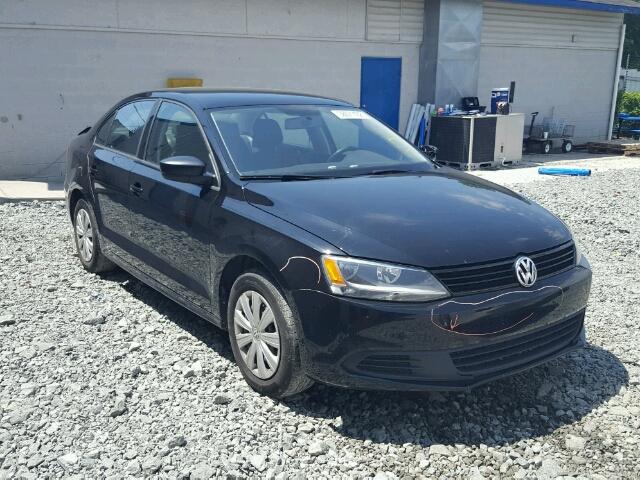 3VW1K7AJ9EM324239 - 2014 VOLKSWAGEN JETTA BASE Սև լուսանկար 1