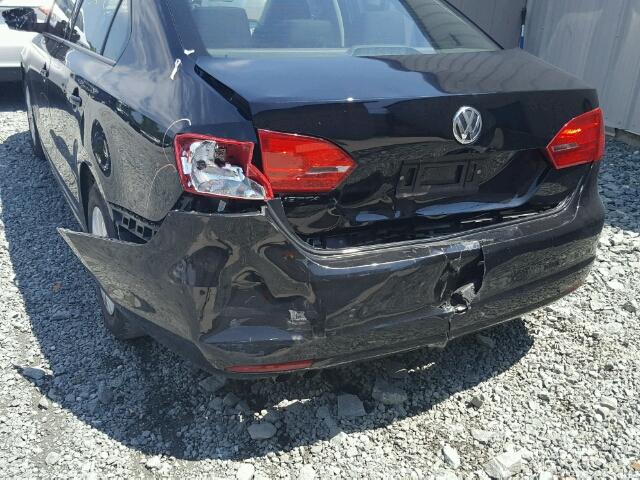 3VW1K7AJ9EM324239 - 2014 VOLKSWAGEN JETTA BASE Սև լուսանկար 9