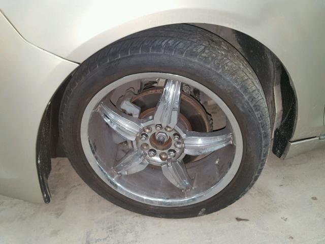 1G1ZC5EU3BF162222 - 2011 CHEVROLET MALIBU 1LT 金色 照片 9