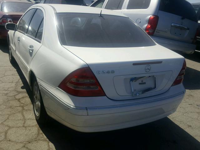 WDBRF61J22F180872 - 2002 MERCEDES-BENZ C 240 WHITE photo 3