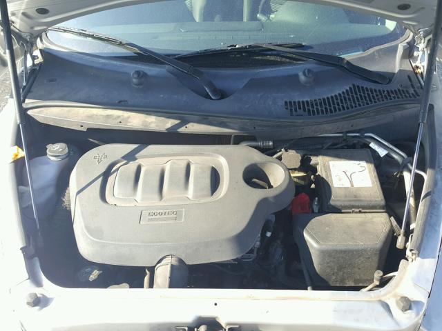 3GNBAAFW7BS566909 - 2011 CHEVROLET HHR LS SILVER photo 7