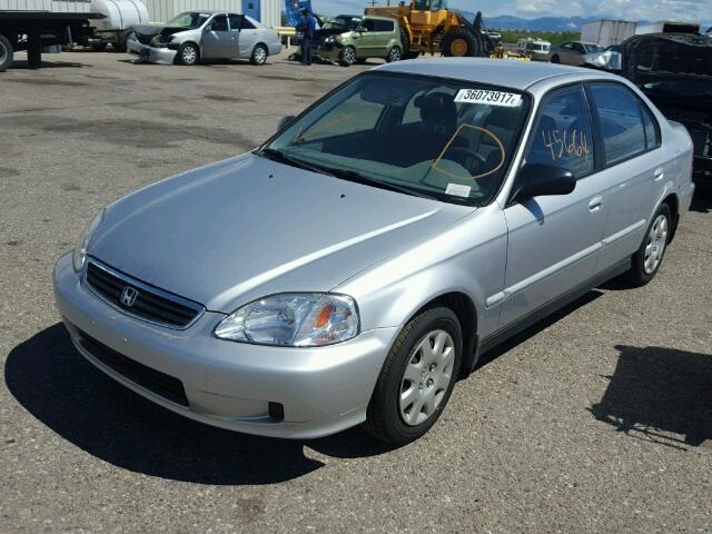 2HGEJ6618YH554255 - 2000 HONDA CIVIC BASE SILVER photo 2