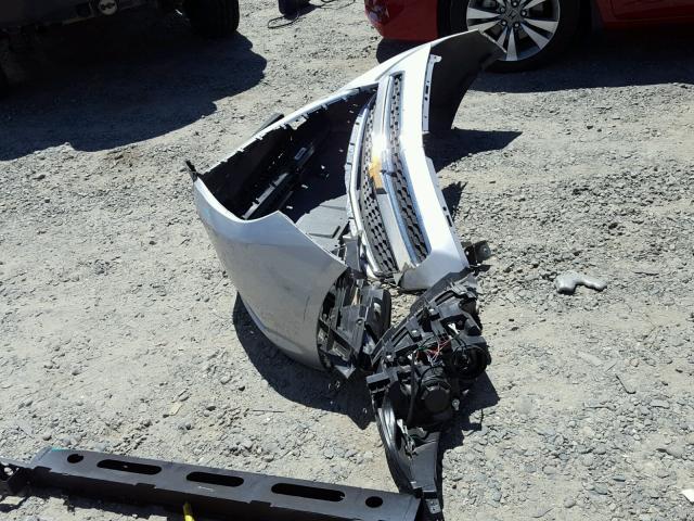 1G11D5SR9DF245988 - 2013 CHEVROLET MALIBU 1LT 银色 照片 9