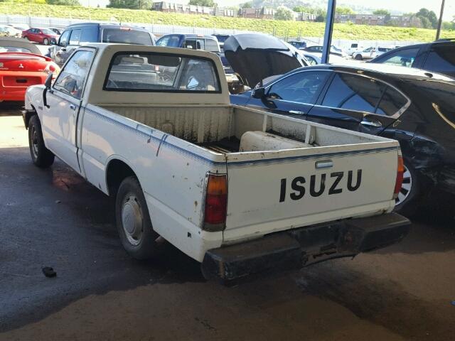 JAABL14A5F0711749 - 1985 ISUZU PUP WHITE photo 3