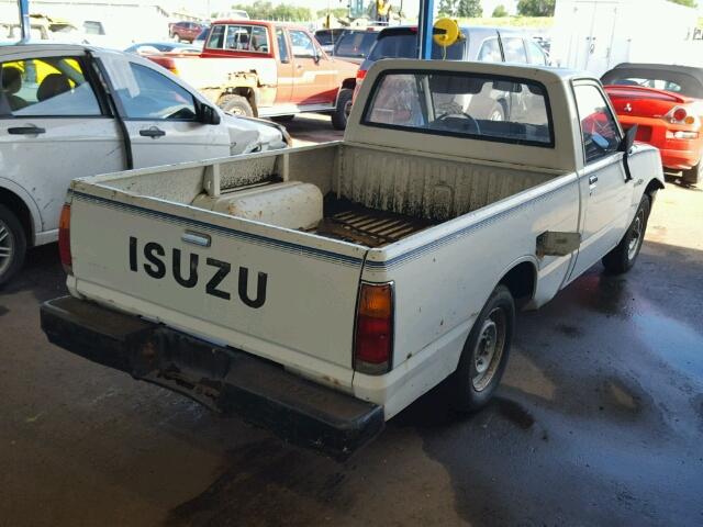 JAABL14A5F0711749 - 1985 ISUZU PUP WHITE photo 4