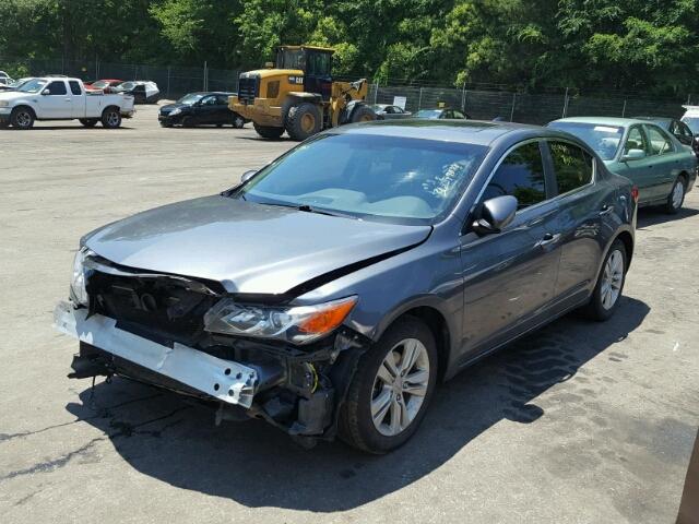 19VDE1F36DE012427 - 2013 ACURA ILX 20 GRAY photo 2