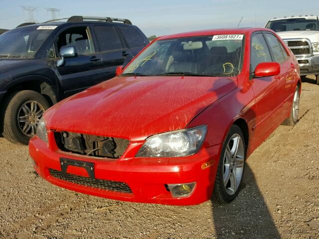 JTHBD192740093644 - 2004 LEXUS IS 300 RED photo 2