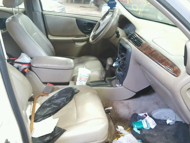 1G1NE52J116168330 - 2001 CHEVROLET MALIBU LS WHITE photo 5