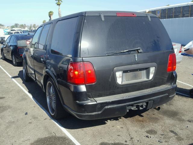 5LMFU27R34LJ43505 - 2004 LINCOLN NAVIGATOR 黑色 照片 3