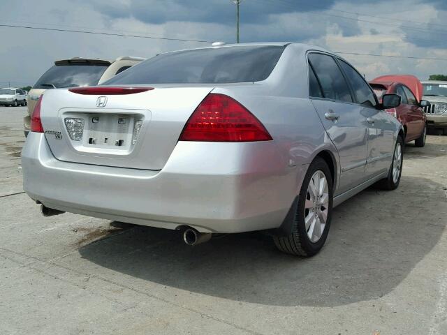 1HGCM66527A012406 - 2007 HONDA ACCORD EX SILVER photo 4