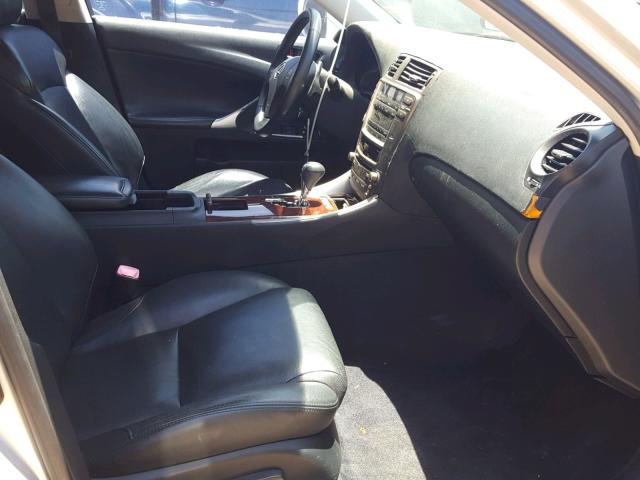 JTHBK262765001793 - 2006 LEXUS IS 250 SILVER photo 5