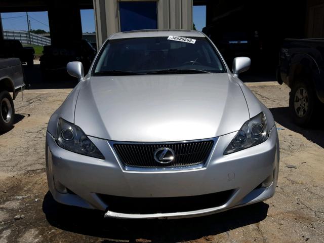 JTHBK262765001793 - 2006 LEXUS IS 250 SILVER photo 9