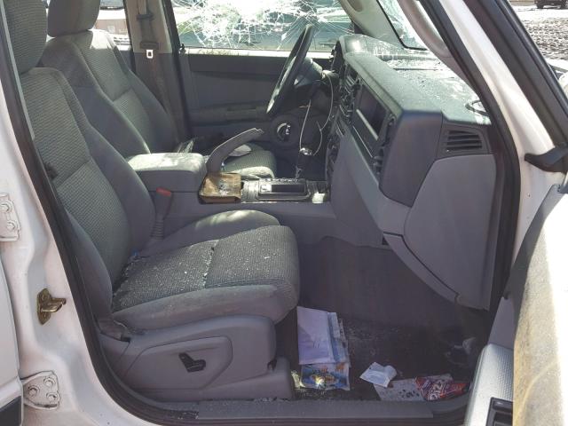 1J8HG48N16C199419 - 2006 JEEP COMMANDER WHITE photo 5