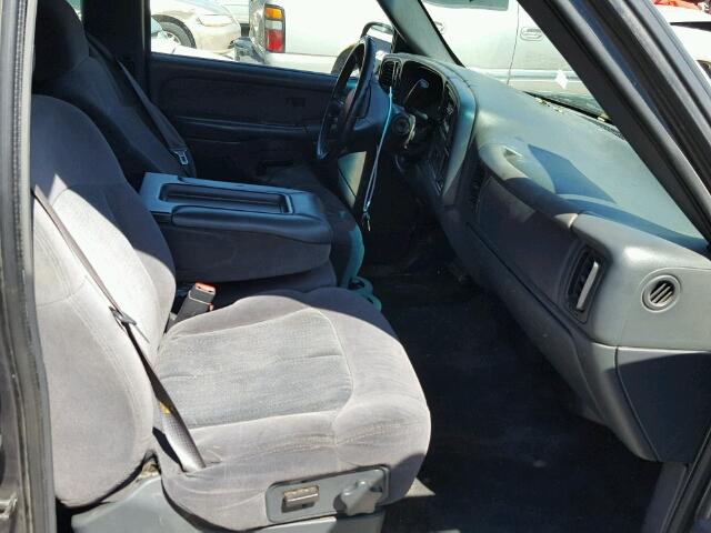 1GCHK29U32E154884 - 2002 CHEVROLET SILVERADO GRAY photo 5