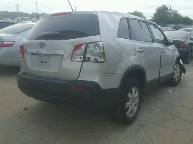 5XYKT3A15DG415730 - 2013 KIA SORENTO LX SILVER photo 4