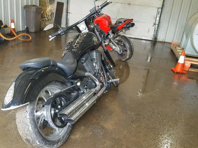 5VPAB16D753007341 - 2005 VICTORY MOTORCYCLES VEGAS 8-BA BLACK photo 4