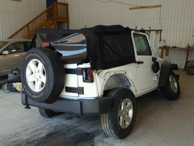 1C4AJWAGXDL691798 - 2013 JEEP WRANGLER S WHITE photo 4