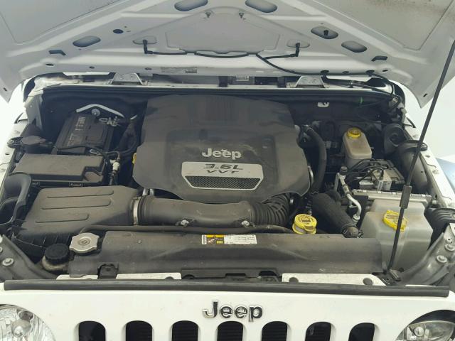 1C4AJWAGXDL691798 - 2013 JEEP WRANGLER S WHITE photo 7