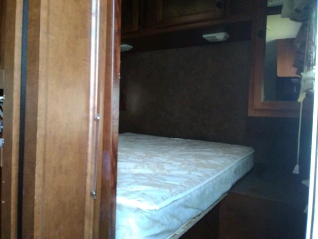 5SFPB352XCE245882 - 2012 PROW CAMPER WHITE photo 5