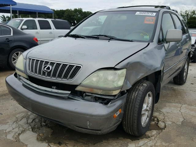 JTJGF10UX10115791 - 2001 LEXUS RX 300 SILVER photo 2