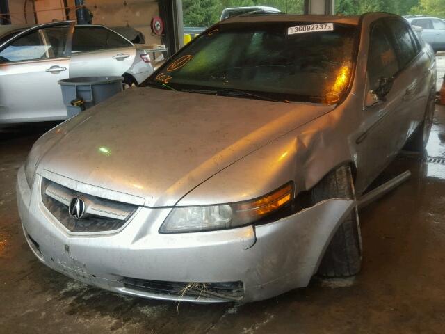 19UUA66256A028939 - 2006 ACURA 3.2TL SILVER photo 2