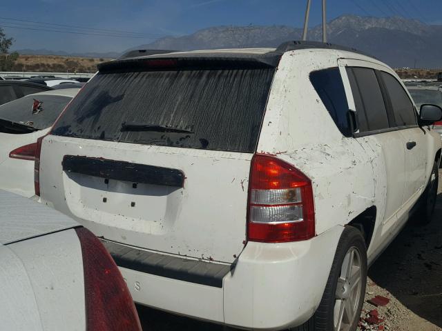 1J4FT47A19D217242 - 2009 JEEP COMPASS SP WHITE photo 4