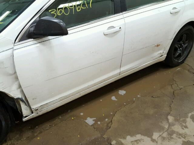 1G1ZG57B494217508 - 2009 CHEVROLET MALIBU LS თეთრი ფოტო 9