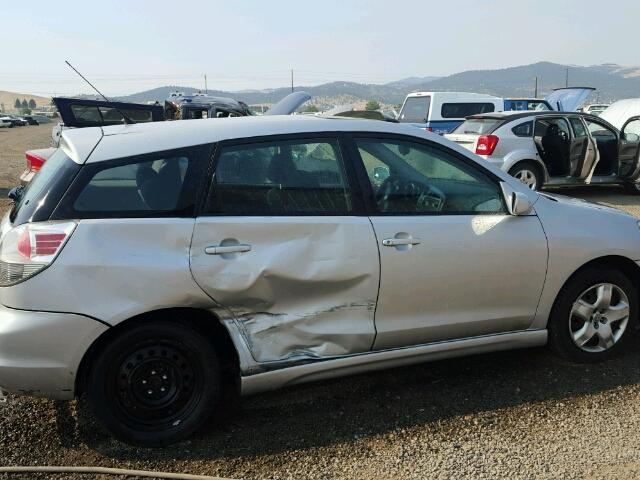 2T1KR32E85C401740 - 2005 TOYOTA COROLLA MA SILVER photo 9