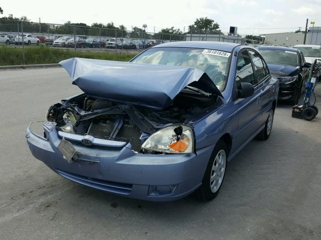 KNADC125056386525 - 2005 KIA RIO BLUE photo 2