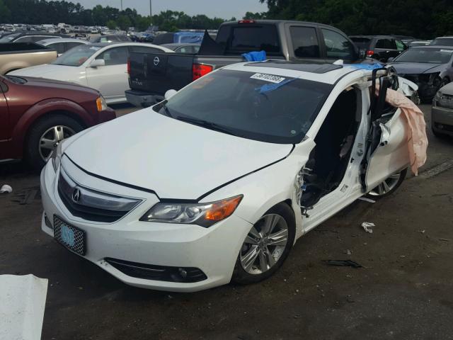 19VDE3F34DE301933 - 2013 ACURA ILX HYBRID WHITE photo 2